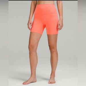 🍋Women’s Lululemon Align High-Rise Short 6" Size 6 raspberry cream??🍋